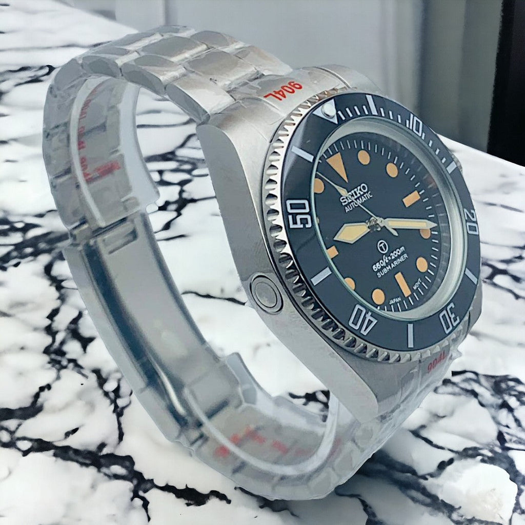 Custom Seiko milsub vintage style 44mm Deep Diver Mod